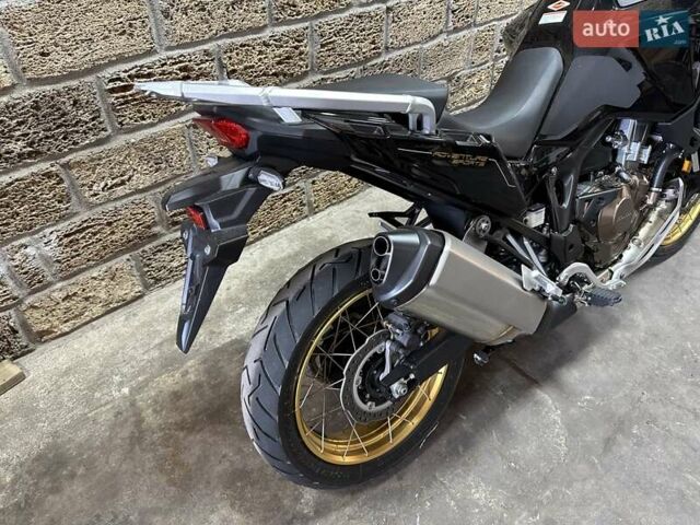 Хонда CRF 1100L Africa Twin, объемом двигателя 1.08 л и пробегом 12 тыс. км за 15700 $, фото 3 на Automoto.ua