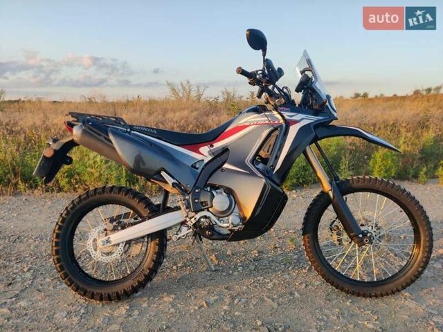 Черный Хонда CRF 250L Rally, объемом двигателя 0.25 л и пробегом 32 тыс. км за 4900 $, фото 4 на Automoto.ua