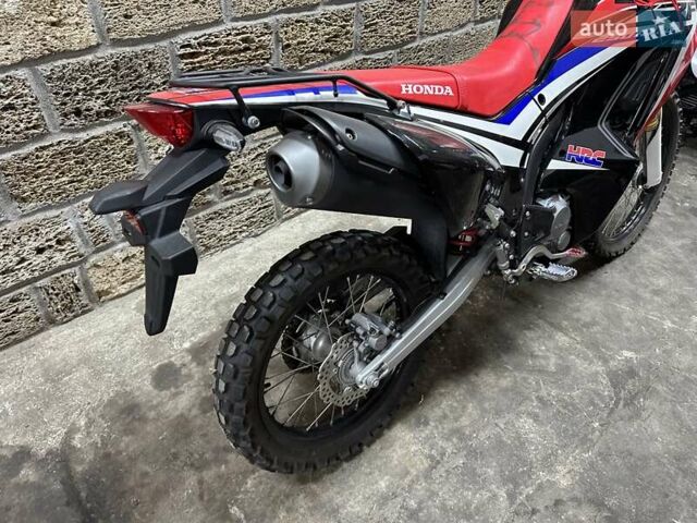 Хонда CRF 250L Rally, объемом двигателя 0 л и пробегом 8 тыс. км за 4700 $, фото 1 на Automoto.ua