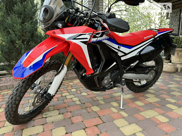 Хонда CRF 250L Rally, объемом двигателя 0.25 л и пробегом 12 тыс. км за 5150 $, фото 17 на Automoto.ua