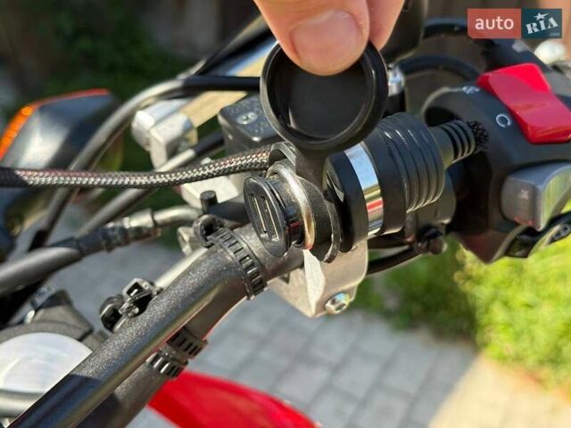 Красный Хонда CRF 300L, объемом двигателя 0.29 л и пробегом 4 тыс. км за 6500 $, фото 4 на Automoto.ua