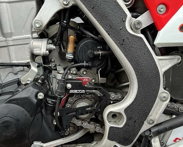 Червоний Хонда CRF 450, об'ємом двигуна 0.45 л та пробігом 1 тис. км за 11300 $, фото 11 на Automoto.ua