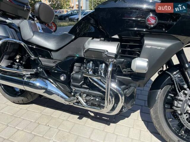 Черный Хонда CTX 1300, объемом двигателя 1.3 л и пробегом 5 тыс. км за 10800 $, фото 19 на Automoto.ua