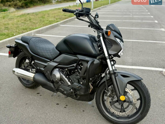 Черный Хонда CTX 700, объемом двигателя 0.67 л и пробегом 19 тыс. км за 8500 $, фото 8 на Automoto.ua