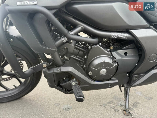 Черный Хонда CTX 700, объемом двигателя 0.67 л и пробегом 19 тыс. км за 8500 $, фото 7 на Automoto.ua