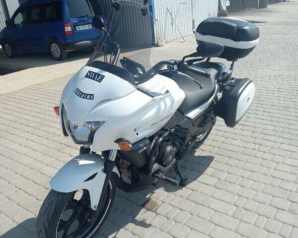 Белый Хонда CTX 700N, объемом двигателя 0.67 л и пробегом 20 тыс. км за 6300 $, фото 2 на Automoto.ua