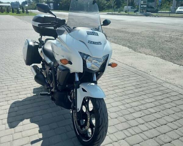 Белый Хонда CTX 700N, объемом двигателя 0.67 л и пробегом 20 тыс. км за 6300 $, фото 1 на Automoto.ua