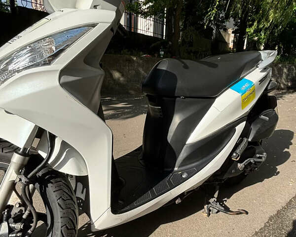 Белый Хонда Dio 110 (JF31), объемом двигателя 0 л и пробегом 31 тыс. км за 1300 $, фото 4 на Automoto.ua