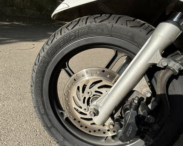 Белый Хонда Dio 110 (JF31), объемом двигателя 0 л и пробегом 31 тыс. км за 1300 $, фото 8 на Automoto.ua