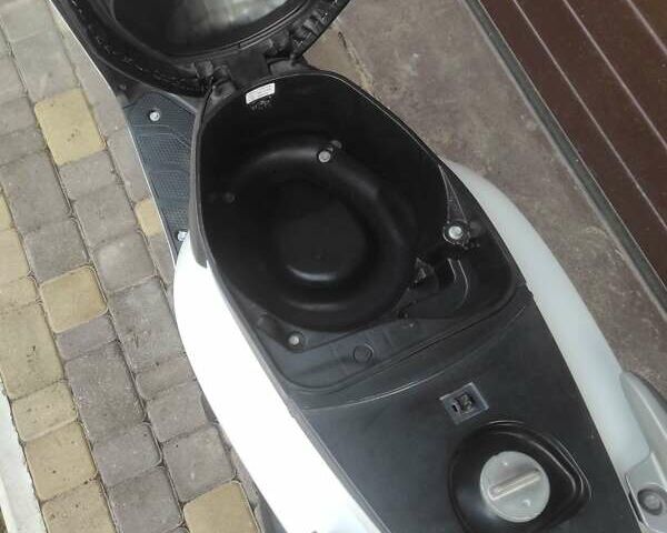 Белый Хонда Dio 110 (JF31), объемом двигателя 0 л и пробегом 23 тыс. км за 1460 $, фото 7 на Automoto.ua