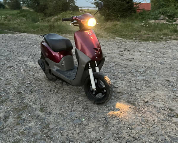 Красный Хонда Dio AF-27, объемом двигателя 0.35 л и пробегом 5 тыс. км за 297 $, фото 4 на Automoto.ua