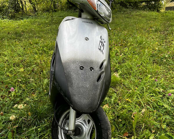 Серый Хонда Dio AF-35, объемом двигателя 0 л и пробегом 7 тыс. км за 121 $, фото 1 на Automoto.ua