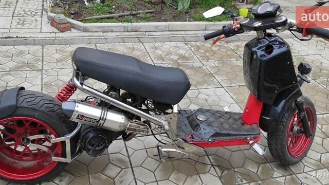 Черный Хонда Dio AF-56, объемом двигателя 0 л и пробегом 0 тыс. км за 2000 $, фото 3 на Automoto.ua