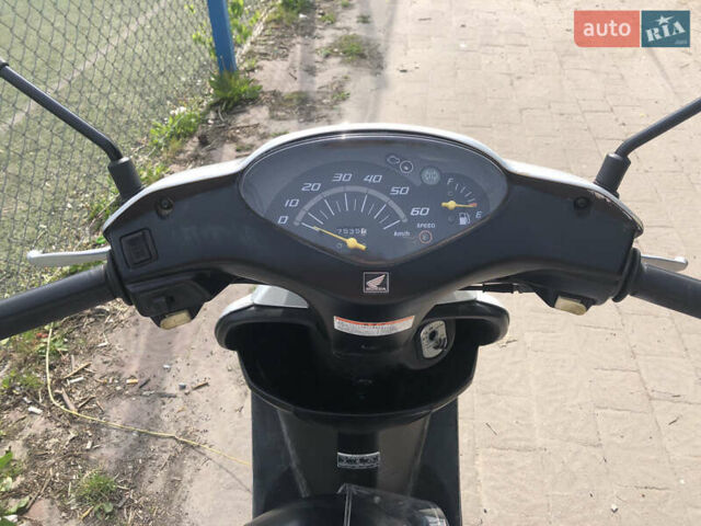 Серый Хонда Dio AF-68, объемом двигателя 0 л и пробегом 7 тыс. км за 650 $, фото 7 на Automoto.ua