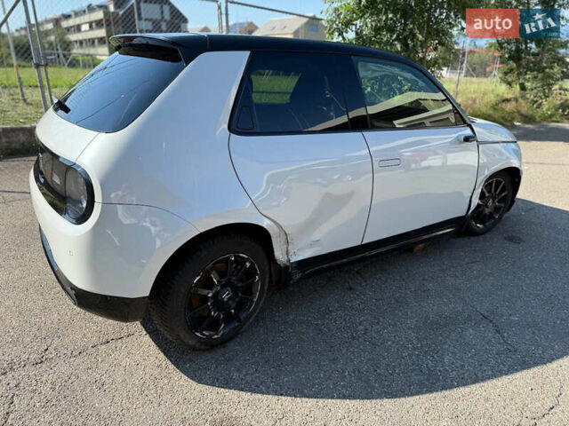 Белый Хонда e, объемом двигателя 0 л и пробегом 30 тыс. км за 12999 $, фото 5 на Automoto.ua