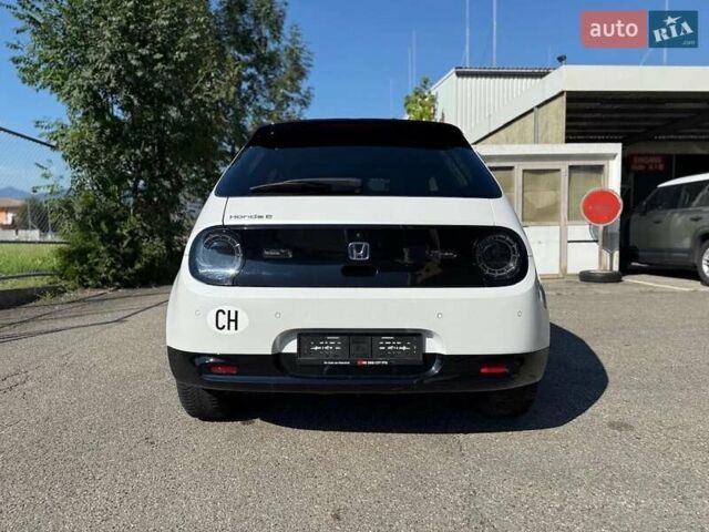 Белый Хонда e, объемом двигателя 0 л и пробегом 41 тыс. км за 12800 $, фото 7 на Automoto.ua