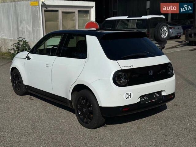 Белый Хонда e, объемом двигателя 0 л и пробегом 41 тыс. км за 12800 $, фото 6 на Automoto.ua