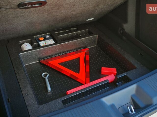 купить новое авто Хонда e:NP2 2025 года от официального дилера E-SKM Черкаси Хонда фото