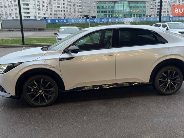 купити нове авто Хонда e:NP2 2025 року від офіційного дилера E-SKM Позняки Хонда фото