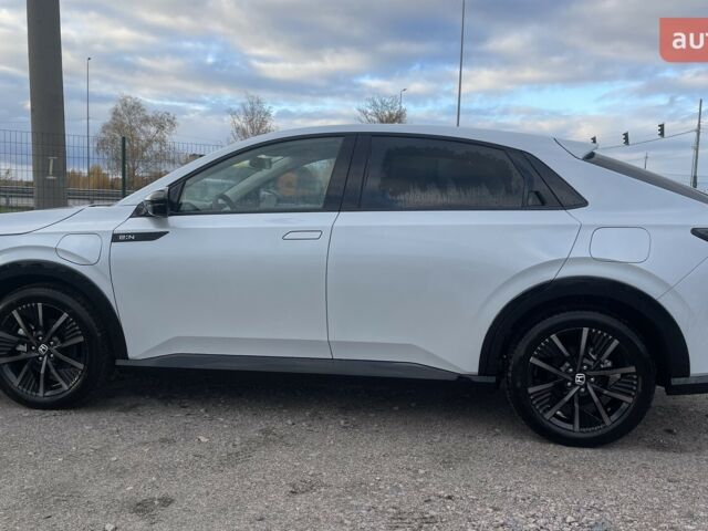 купить новое авто Хонда e:NP2 2025 года от официального дилера Максим Путрівка Хонда фото