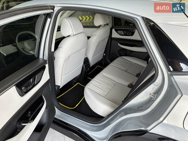 Сірий Хонда e:NP2, об'ємом двигуна 0 л та пробігом 1 тис. км за 24500 $, фото 6 на Automoto.ua