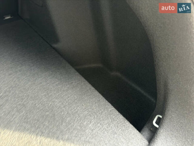 Сірий Хонда e:NP2, об'ємом двигуна 0 л та пробігом 11 тис. км за 22500 $, фото 71 на Automoto.ua