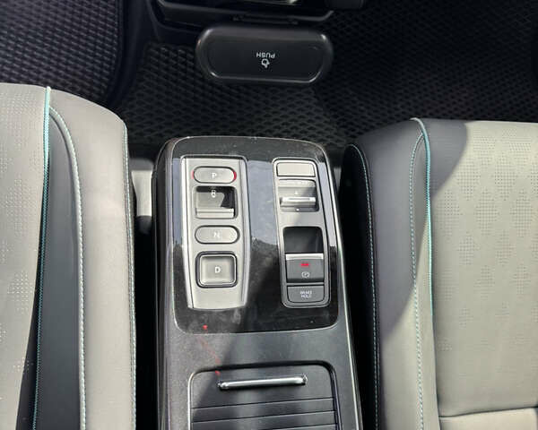 Сірий Хонда e:NP2, об'ємом двигуна 0 л та пробігом 7 тис. км за 24000 $, фото 13 на Automoto.ua