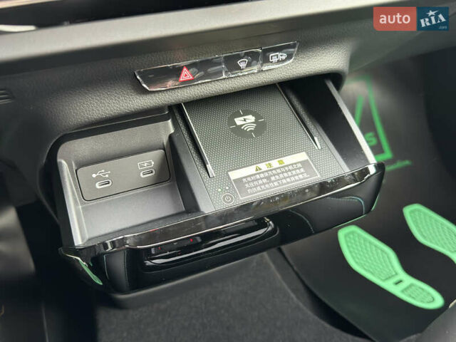 Сірий Хонда e:NP2, об'ємом двигуна 0 л та пробігом 11 тис. км за 22500 $, фото 79 на Automoto.ua