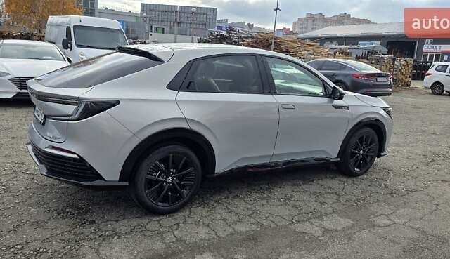 Сірий Хонда e:NP2, об'ємом двигуна 0 л та пробігом 1 тис. км за 24000 $, фото 36 на Automoto.ua