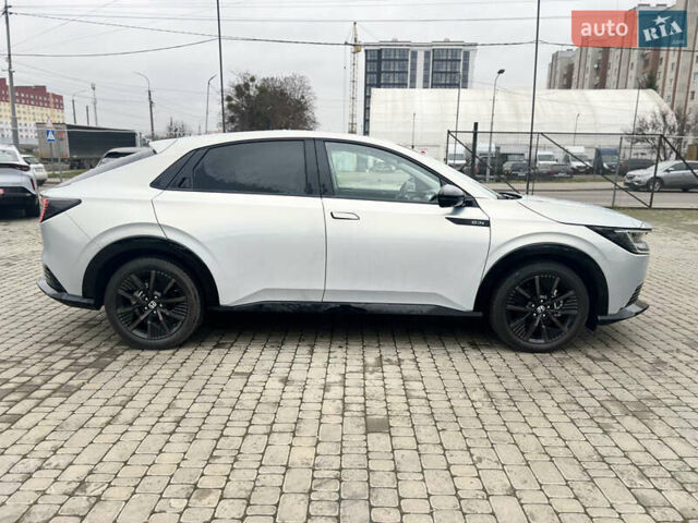 Сірий Хонда e:NP2, об'ємом двигуна 0 л та пробігом 1 тис. км за 20850 $, фото 3 на Automoto.ua