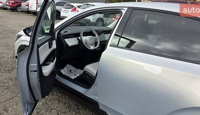 Сірий Хонда e:NP2, об'ємом двигуна 0 л та пробігом 1 тис. км за 24000 $, фото 27 на Automoto.ua