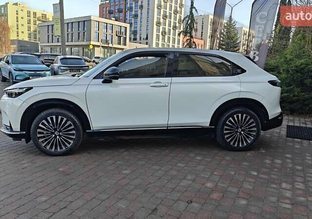 Белый Хонда eNS1, объемом двигателя 0 л и пробегом 46 тыс. км за 18000 $, фото 5 на Automoto.ua