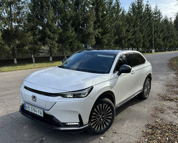 Белый Хонда eNS1, объемом двигателя 0 л и пробегом 30 тыс. км за 18499 $, фото 20 на Automoto.ua