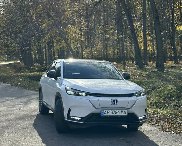 Белый Хонда eNS1, объемом двигателя 0 л и пробегом 30 тыс. км за 18499 $, фото 5 на Automoto.ua