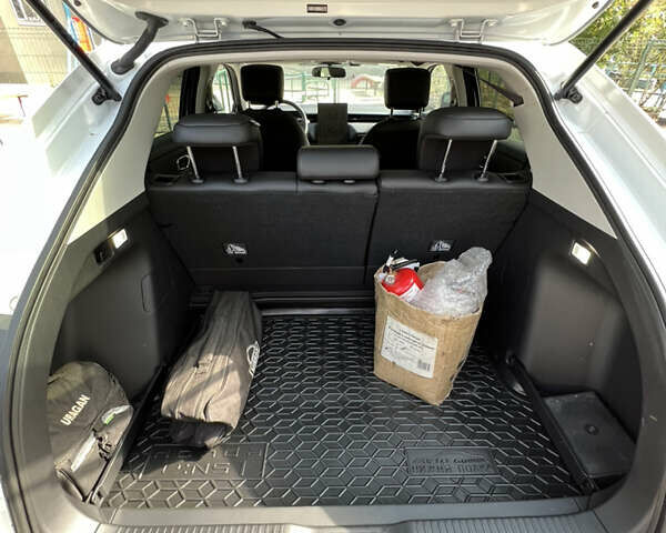 Белый Хонда eNS1, объемом двигателя 0 л и пробегом 73 тыс. км за 17000 $, фото 5 на Automoto.ua