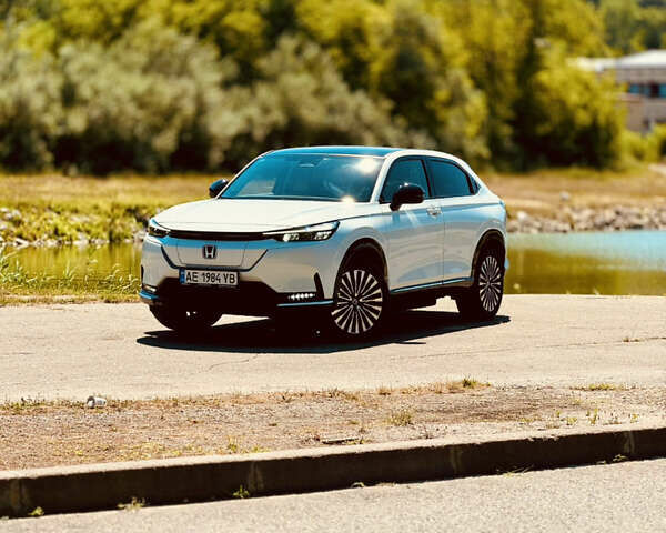 Белый Хонда eNS1, объемом двигателя 0 л и пробегом 39 тыс. км за 20900 $, фото 5 на Automoto.ua