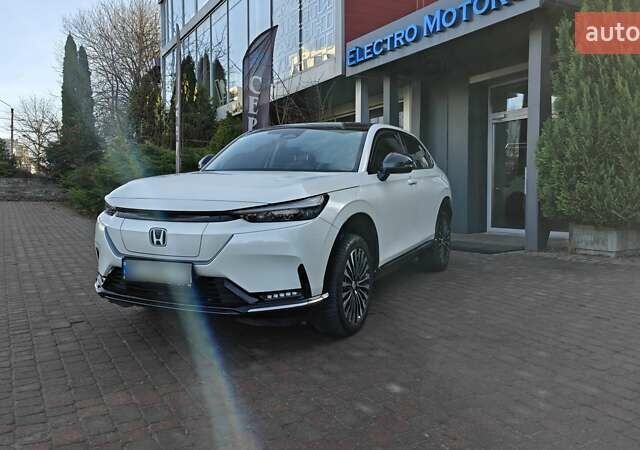 Белый Хонда eNS1, объемом двигателя 0 л и пробегом 46 тыс. км за 18000 $, фото 2 на Automoto.ua