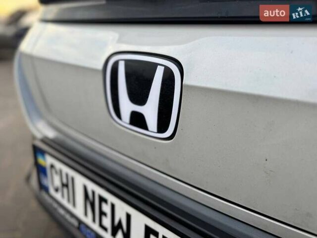 Белый Хонда eNS1, объемом двигателя 0 л и пробегом 84 тыс. км за 18900 $, фото 18 на Automoto.ua