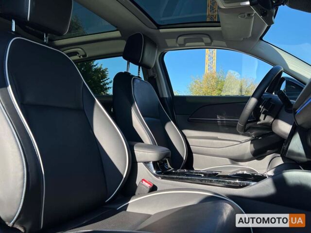 Белый Хонда e:NS1, объемом двигателя 68 л и пробегом 16 тыс. км за 21600 $, фото 7 на Automoto.ua