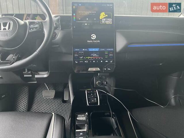 Белый Хонда eNS1, объемом двигателя 0 л и пробегом 35 тыс. км за 22900 $, фото 13 на Automoto.ua