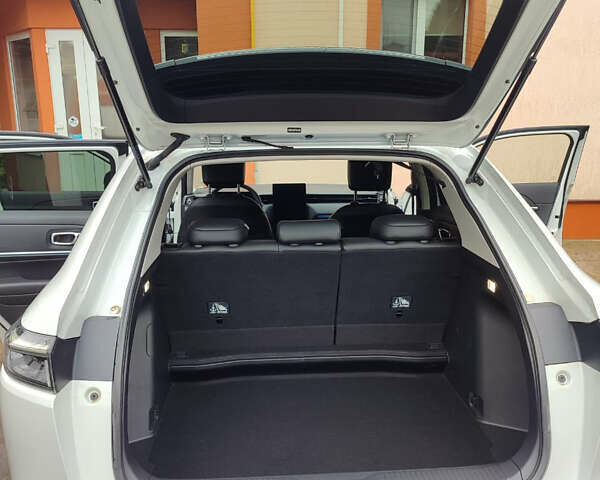 Белый Хонда eNS1, объемом двигателя 0 л и пробегом 15 тыс. км за 16750 $, фото 12 на Automoto.ua