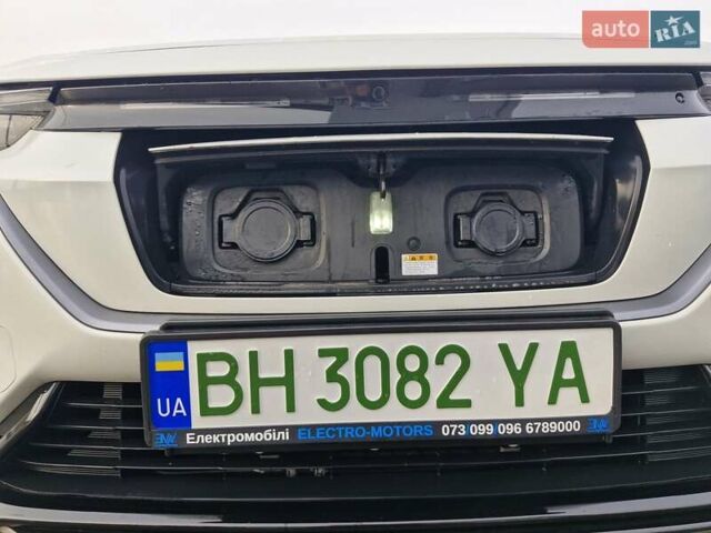 Белый Хонда eNS1, объемом двигателя 0 л и пробегом 18 тыс. км за 17500 $, фото 20 на Automoto.ua