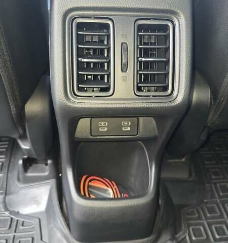 Белый Хонда eNS1, объемом двигателя 0 л и пробегом 44 тыс. км за 19900 $, фото 17 на Automoto.ua