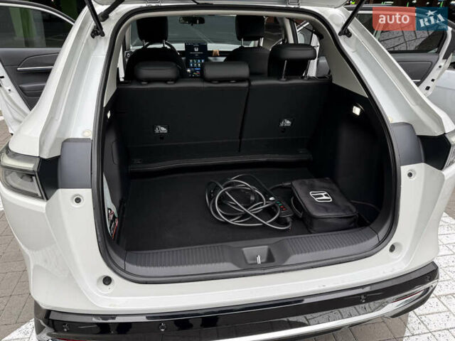 Белый Хонда eNS1, объемом двигателя 0 л и пробегом 17 тыс. км за 17800 $, фото 20 на Automoto.ua