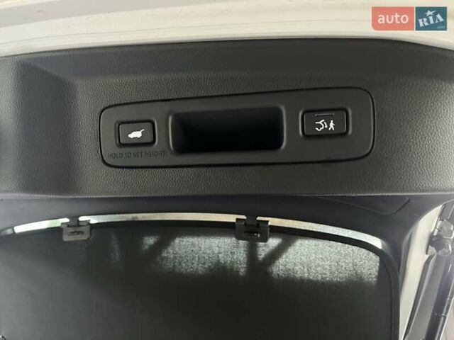 Белый Хонда eNS1, объемом двигателя 0 л и пробегом 35 тыс. км за 22900 $, фото 17 на Automoto.ua