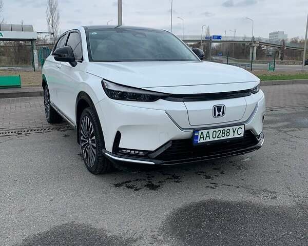 Белый Хонда eNS1, объемом двигателя 0 л и пробегом 67 тыс. км за 21000 $, фото 2 на Automoto.ua