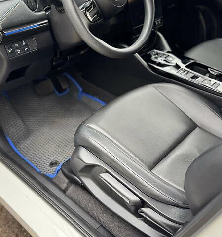 Белый Хонда eNS1, объемом двигателя 0 л и пробегом 26 тыс. км за 18500 $, фото 16 на Automoto.ua