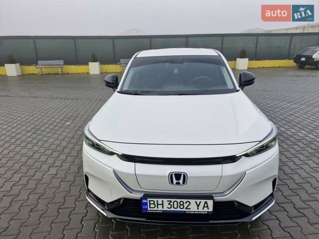 Белый Хонда eNS1, объемом двигателя 0 л и пробегом 18 тыс. км за 17500 $, фото 2 на Automoto.ua