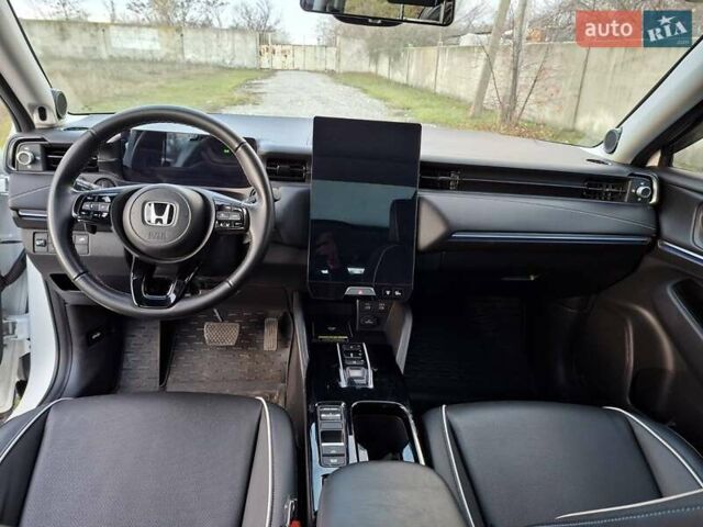 Белый Хонда eNS1, объемом двигателя 0 л и пробегом 24 тыс. км за 20000 $, фото 9 на Automoto.ua