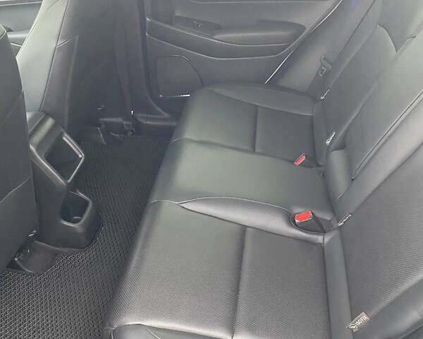 Белый Хонда eNS1, объемом двигателя 0 л и пробегом 56 тыс. км за 19000 $, фото 11 на Automoto.ua